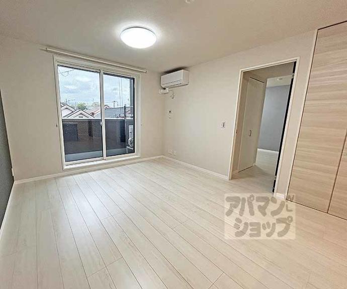 【ミラーエステート　イーストビル】間取