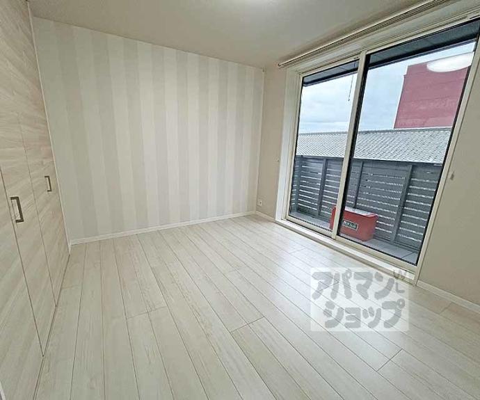 【ミラーエステート　イーストビル】間取