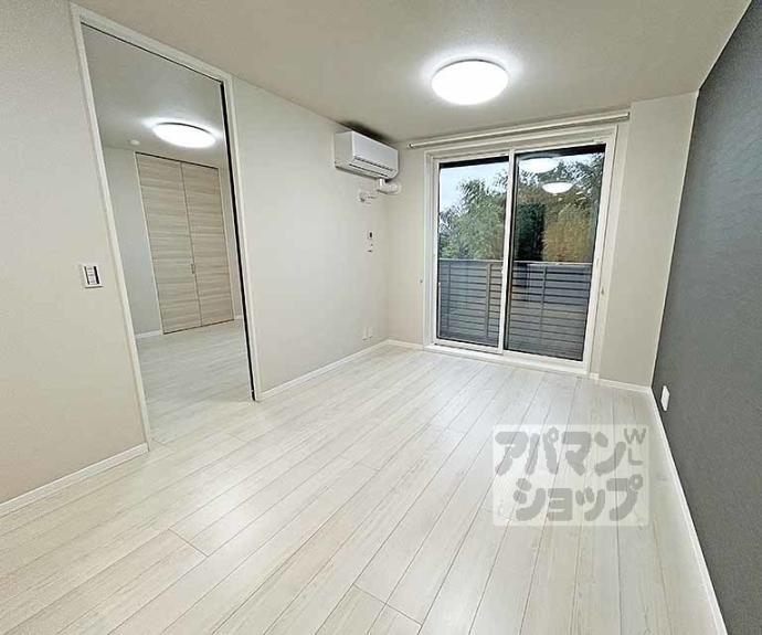 【ミラーエステート　イーストビル】間取