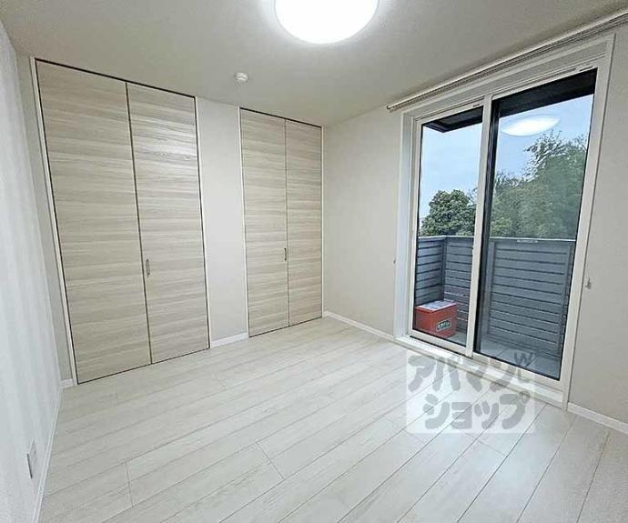 【ミラーエステート　イーストビル】間取