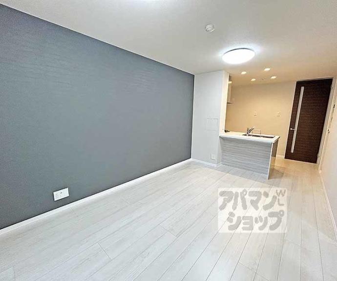 【ミラーエステート　イーストビル】間取