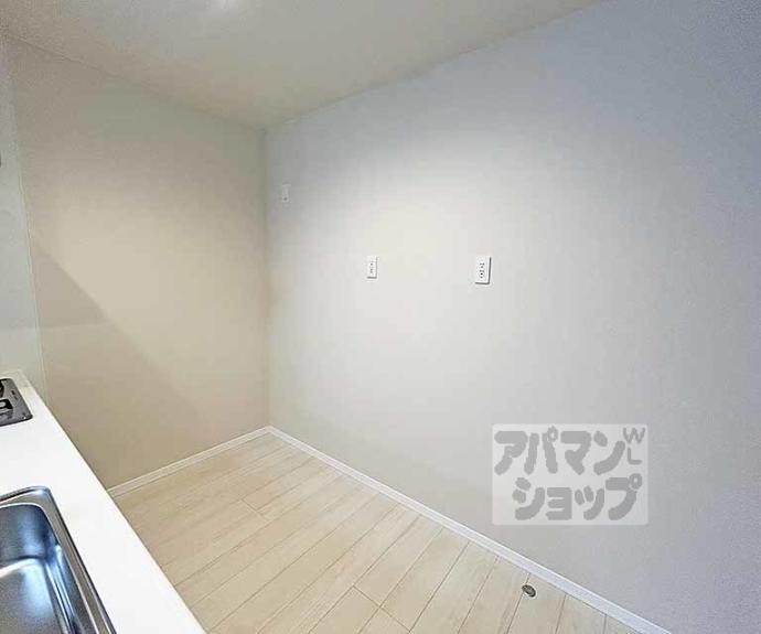 【ミラーエステート　イーストビル】間取