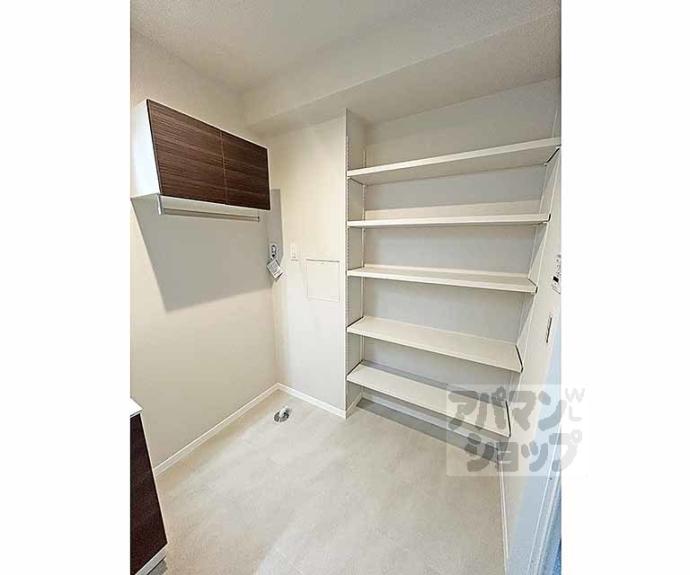 【ミラーエステート　イーストビル】間取