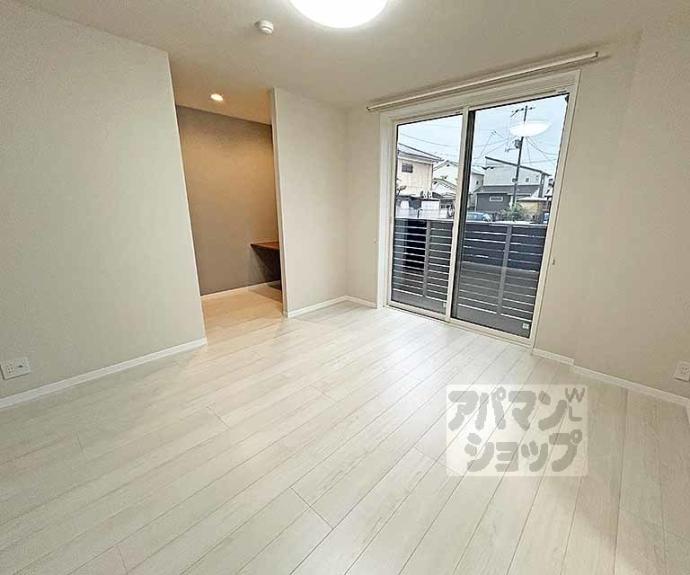 【ミラーエステート　イーストビル】間取