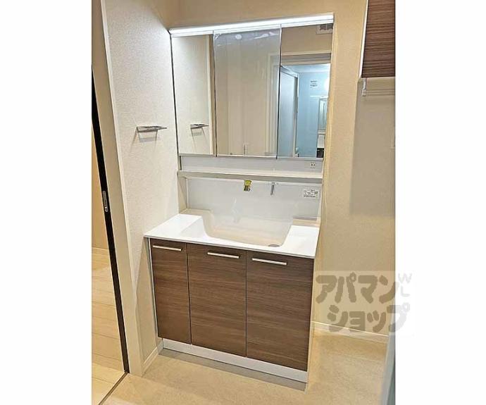 【ミラーエステート　イーストビル】間取