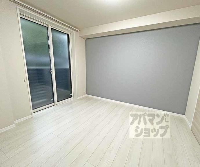 【ミラーエステート　イーストビル】間取