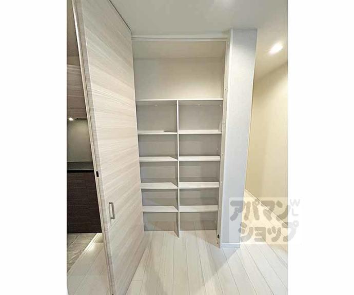 【ミラーエステート　イーストビル】間取