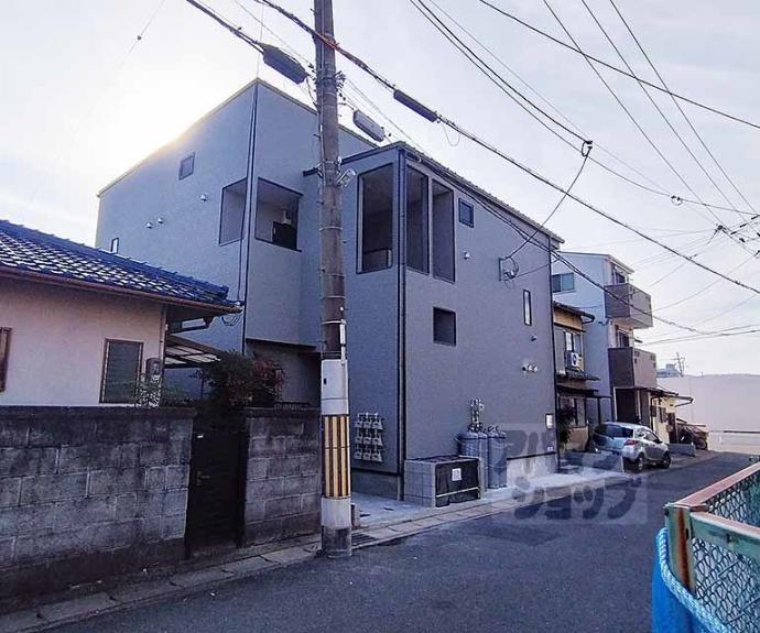 【ハーモニーテラス椥辻中在家町】間取