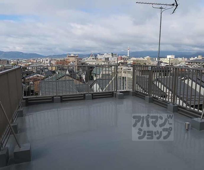 【東山区五葉ノ辻町11-1戸建】間取