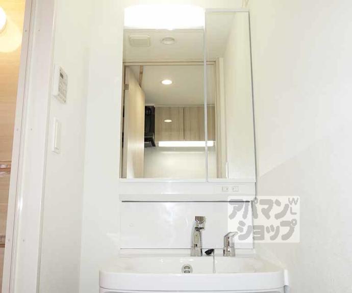 【プレサンス十条凛華】間取