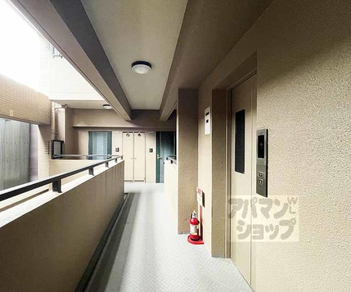 【リーガル京都五条烏丸】間取