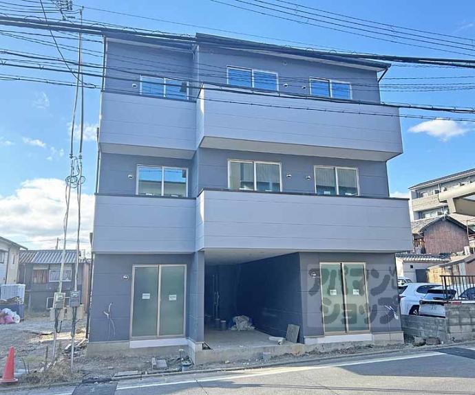 【メゾンドゥース丹波橋】間取