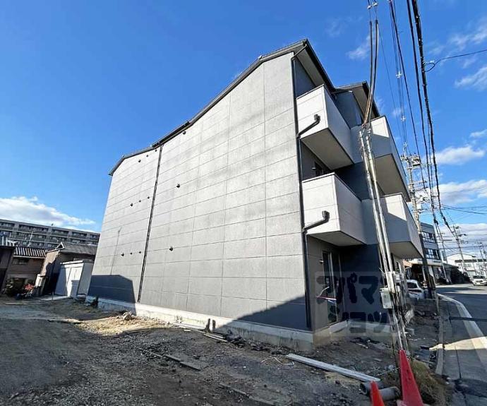 【メゾンドゥース丹波橋】間取