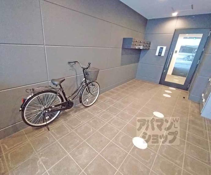 【メゾンドゥース丹波橋】間取