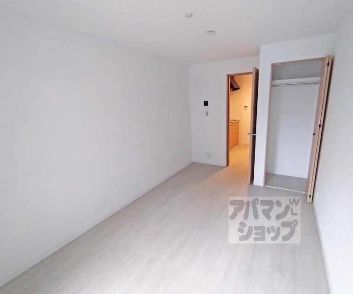 【メゾンドゥース丹波橋】間取