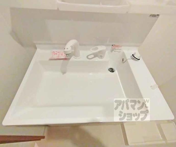 【メゾンドゥース丹波橋】間取