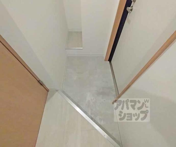 【メゾンドゥース丹波橋】間取