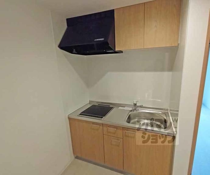 【メゾンドゥース丹波橋】間取