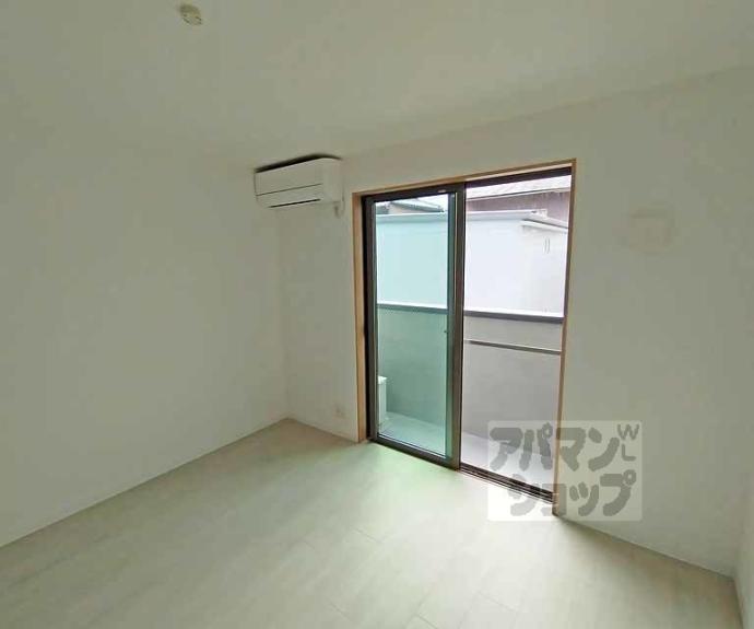 【メゾンドゥース丹波橋】間取