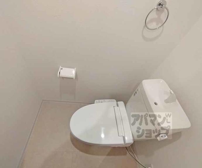 【メゾンドゥース丹波橋】間取