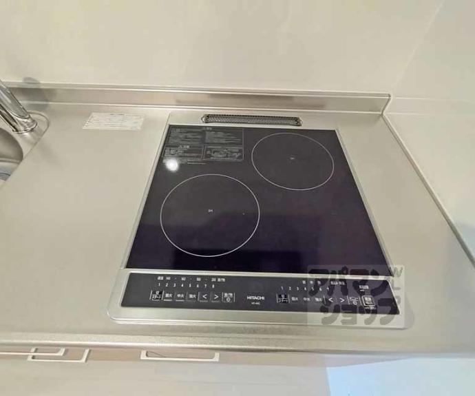 【メゾンドゥース丹波橋】間取