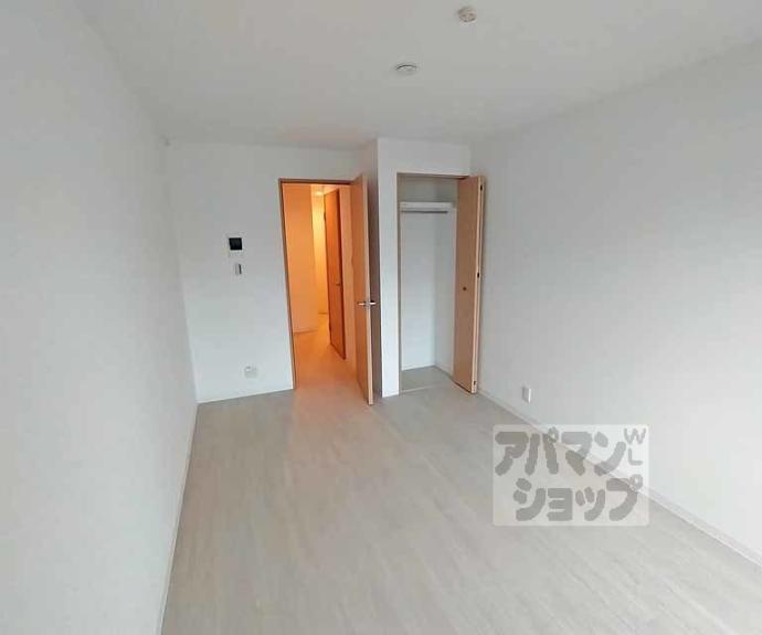 【メゾンドゥース丹波橋】間取