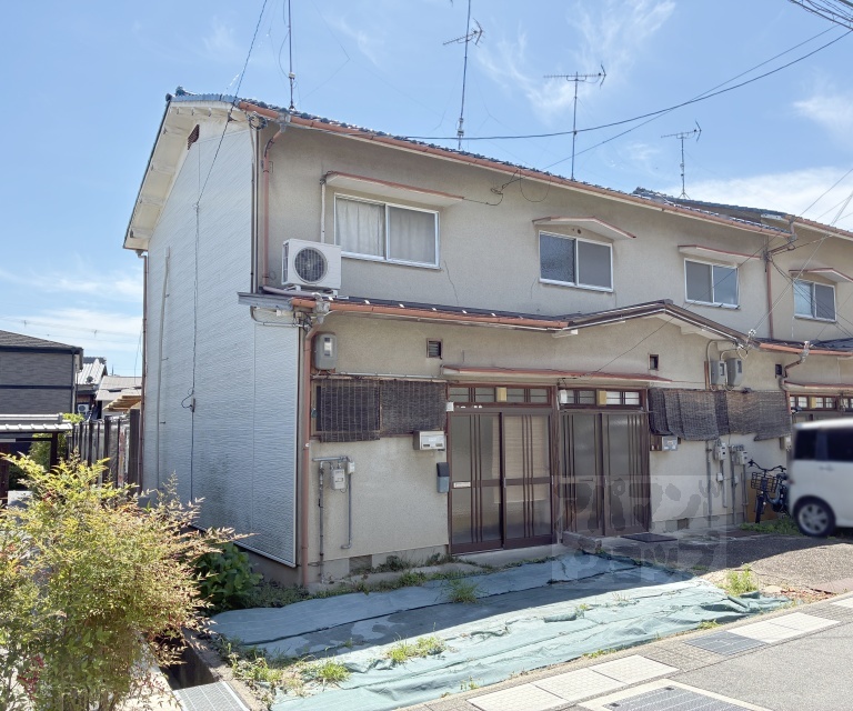 鶏冠井町東井戸貸家