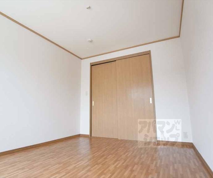 【グレイコート三条】間取