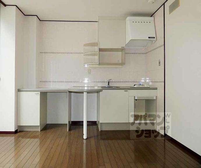 【アビタシオン鴨川】間取