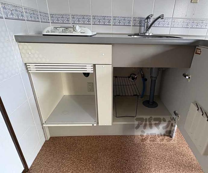 【アビタシオン鴨川】間取