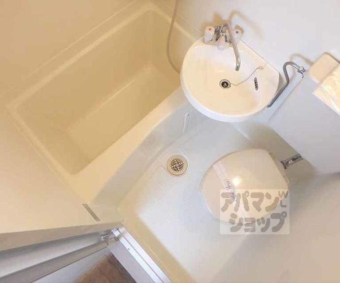 【エースコート下立売】間取