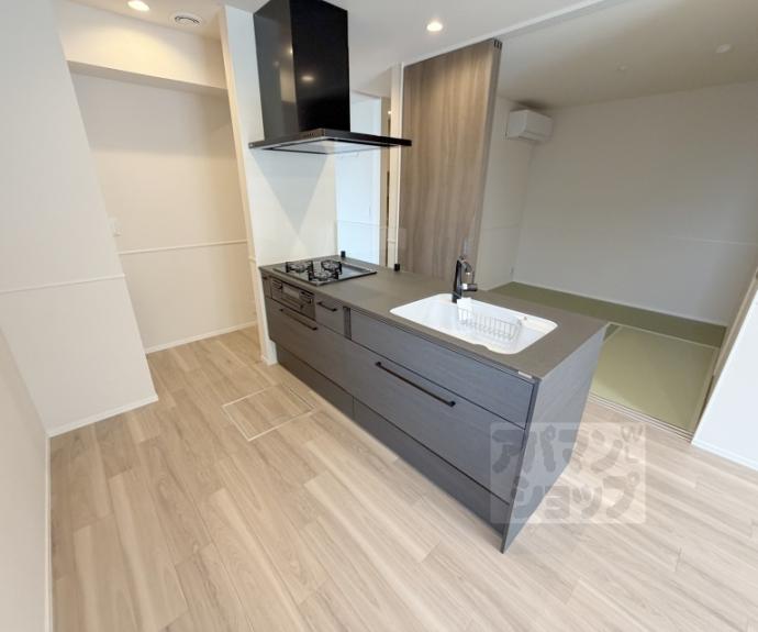 【ＳＯＲＡＩＲＯ　ＨＩＬＬＳ　空彩ヒルズ】間取