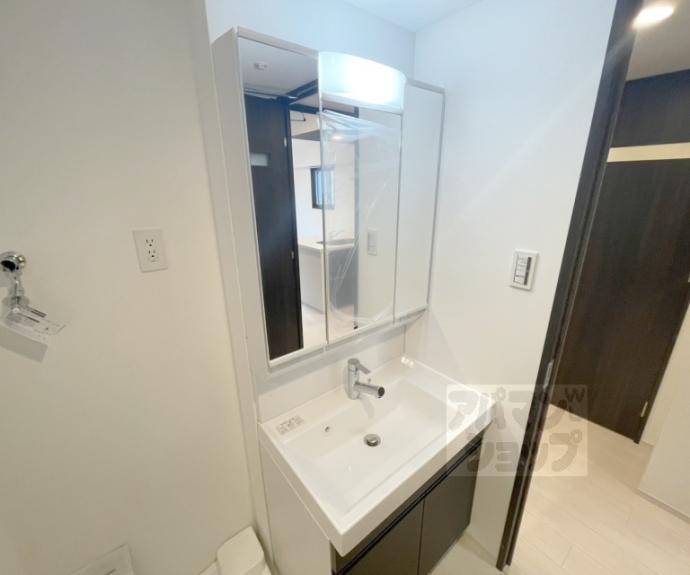 【ＬｉｖｅＣａｓａ千本今出川】間取