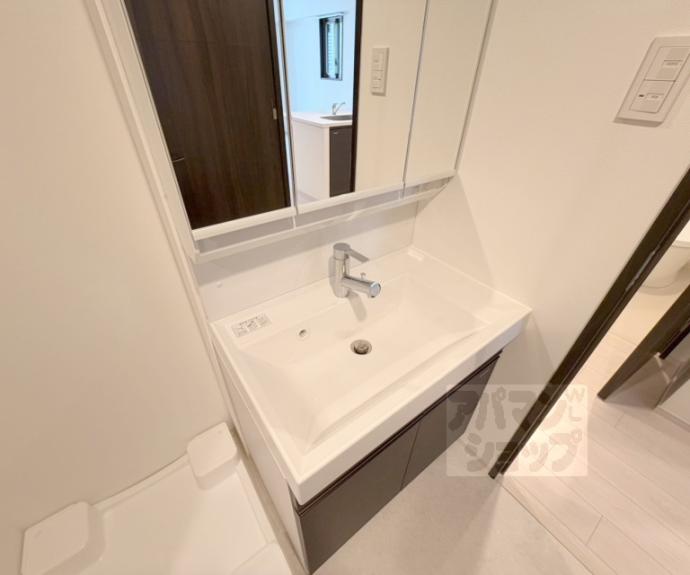 【ＬｉｖｅＣａｓａ千本今出川】間取