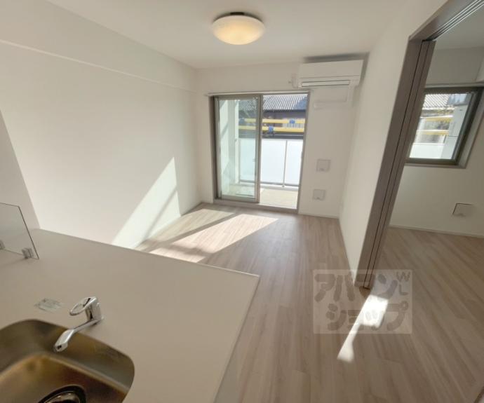 【ＬｉｖｅＣａｓａ千本今出川】間取