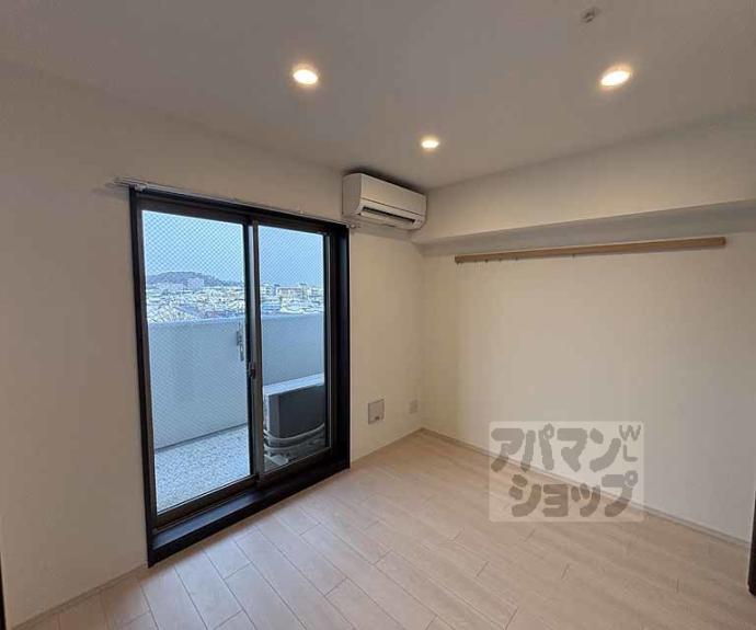 【ＬｉｖｅＣａｓａ千本今出川】間取