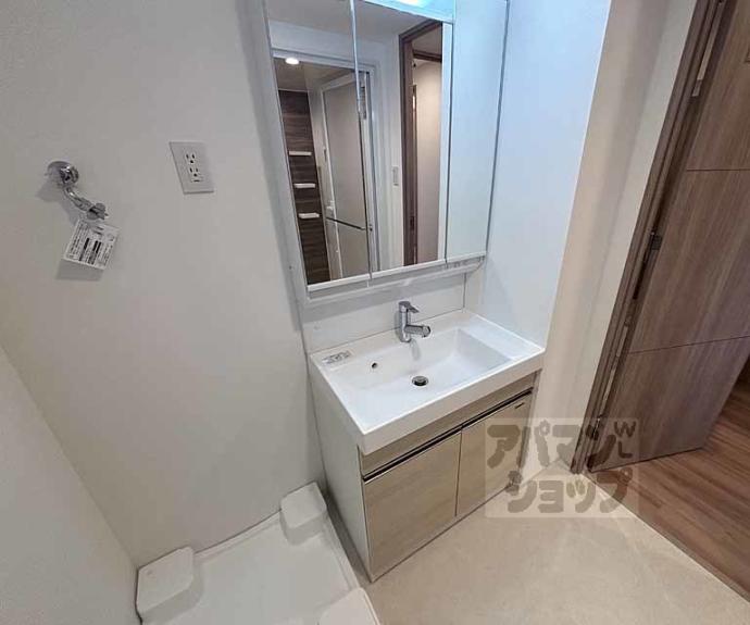 【ＬｉｖｅＣａｓａ千本今出川】間取