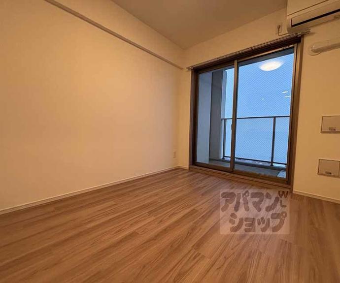 【ＬｉｖｅＣａｓａ千本今出川】間取