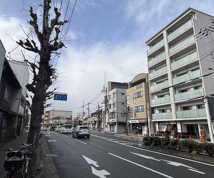 【ＬｉｖｅＣａｓａ千本今出川】間取