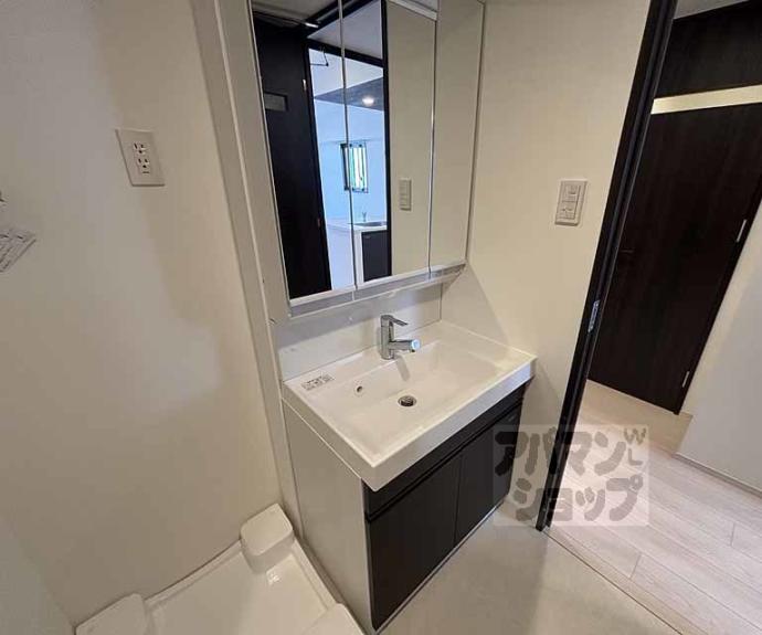 【ＬｉｖｅＣａｓａ千本今出川】間取