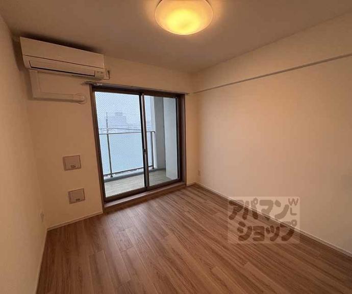 【ＬｉｖｅＣａｓａ千本今出川】間取