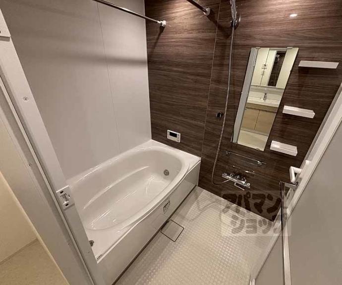 【ＬｉｖｅＣａｓａ千本今出川】間取