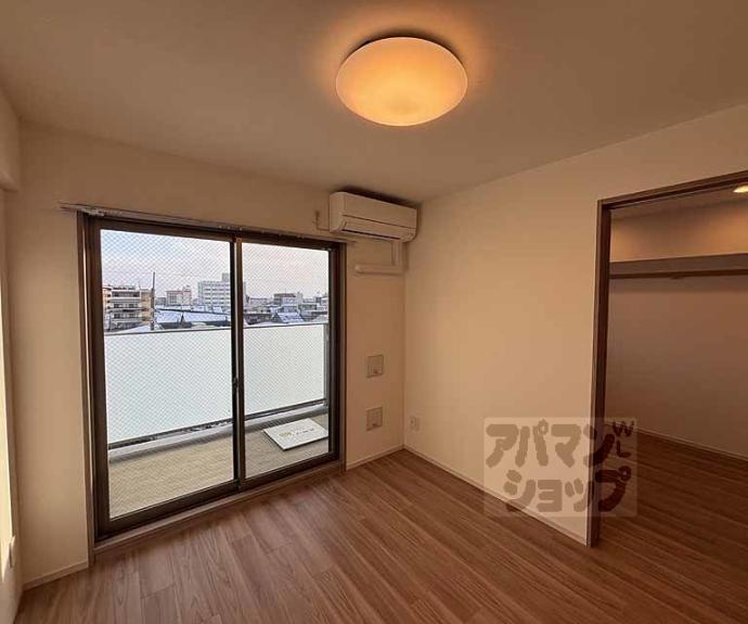 【ＬｉｖｅＣａｓａ千本今出川】間取