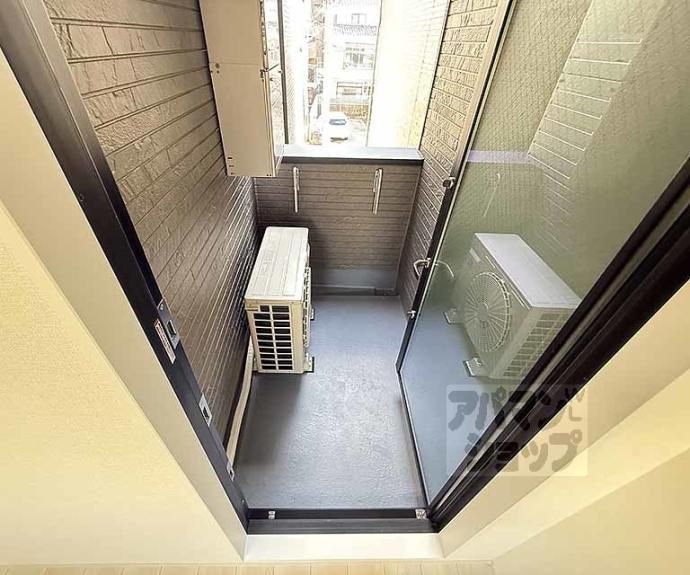 【Ｇｒａｎｄ　Ｃｈａｒｉｏｔ御所ノ内町】間取