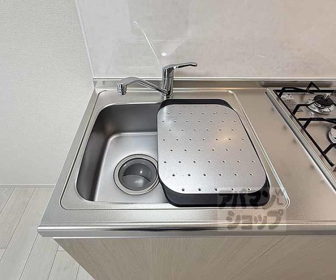 【Ｇｒａｎｄ　Ｃｈａｒｉｏｔ御所ノ内町】間取