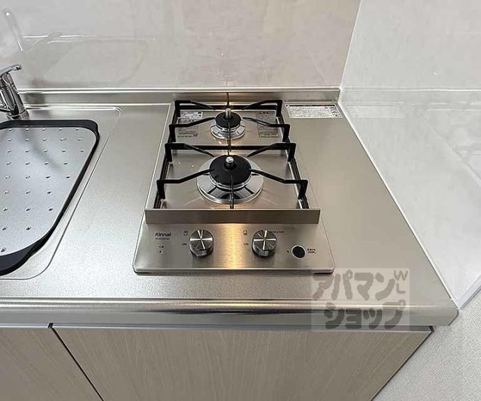 【Ｇｒａｎｄ　Ｃｈａｒｉｏｔ御所ノ内町】間取