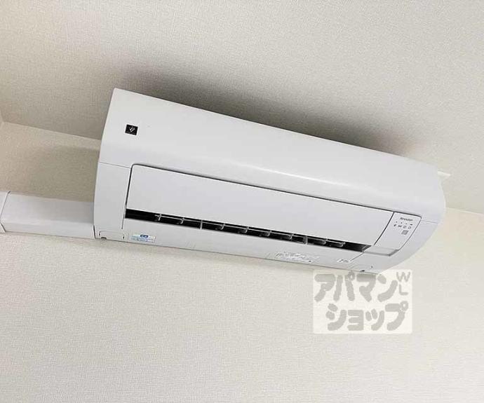 【Ｇｒａｎｄ　Ｃｈａｒｉｏｔ御所ノ内町】間取