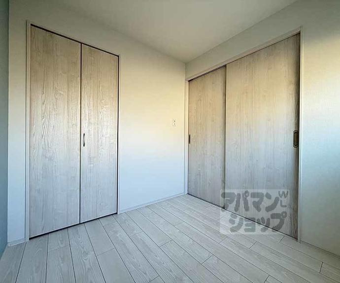 【Ｇｒａｎｄ　Ｃｈａｒｉｏｔ御所ノ内町】間取