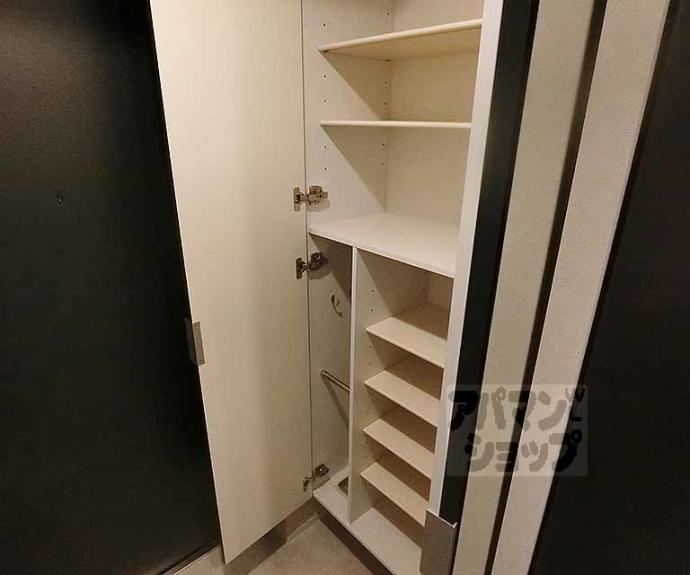 【レシオス京都嵯峨野】間取