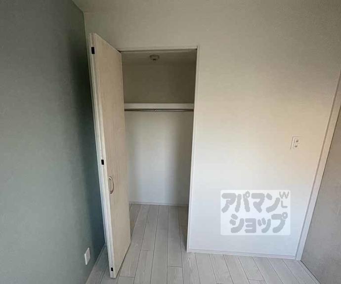 【Ｇｒａｎｄ　Ｃｈａｒｉｏｔ御所ノ内町】間取